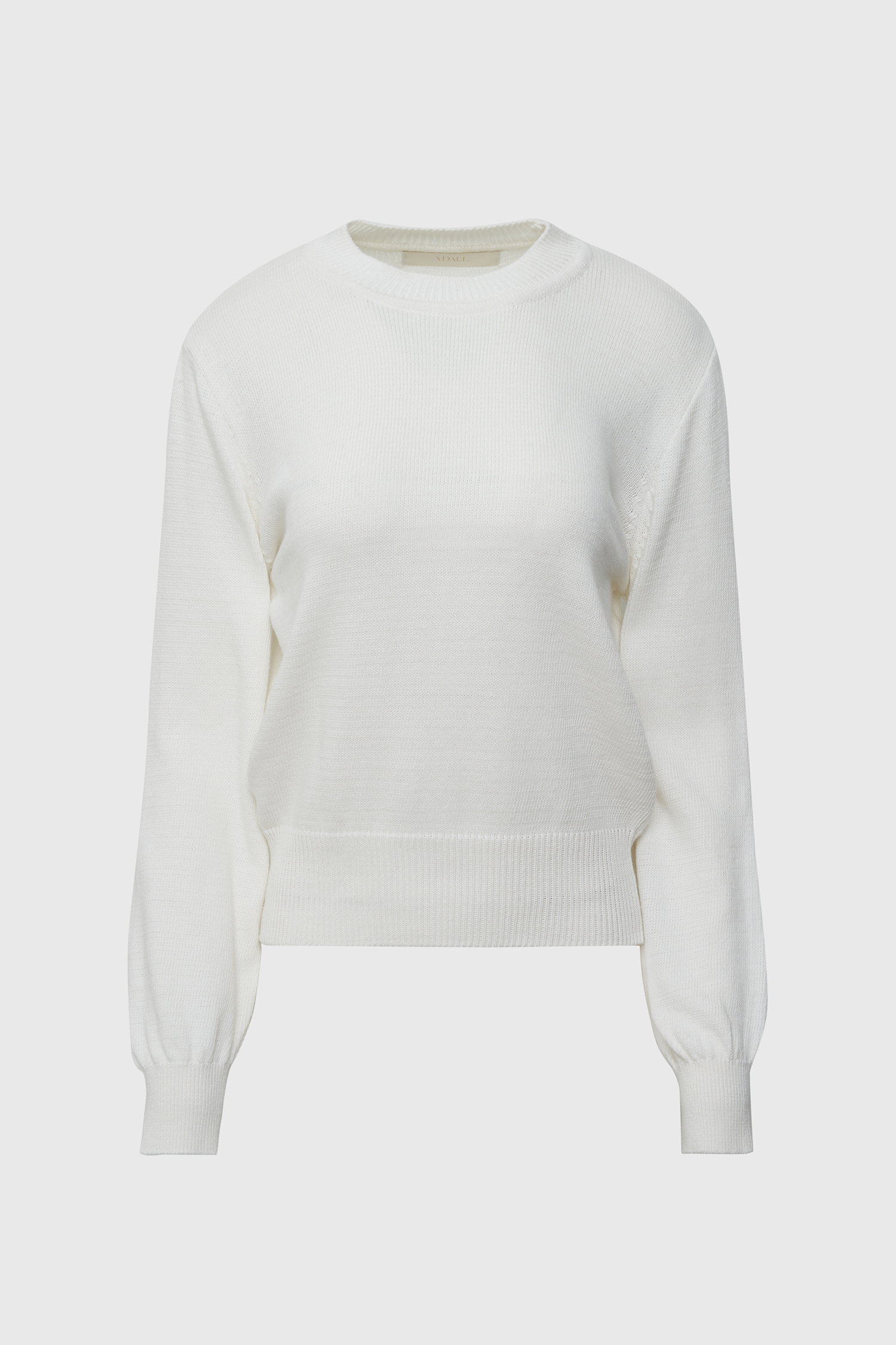 Basic line round semi crop knit - white