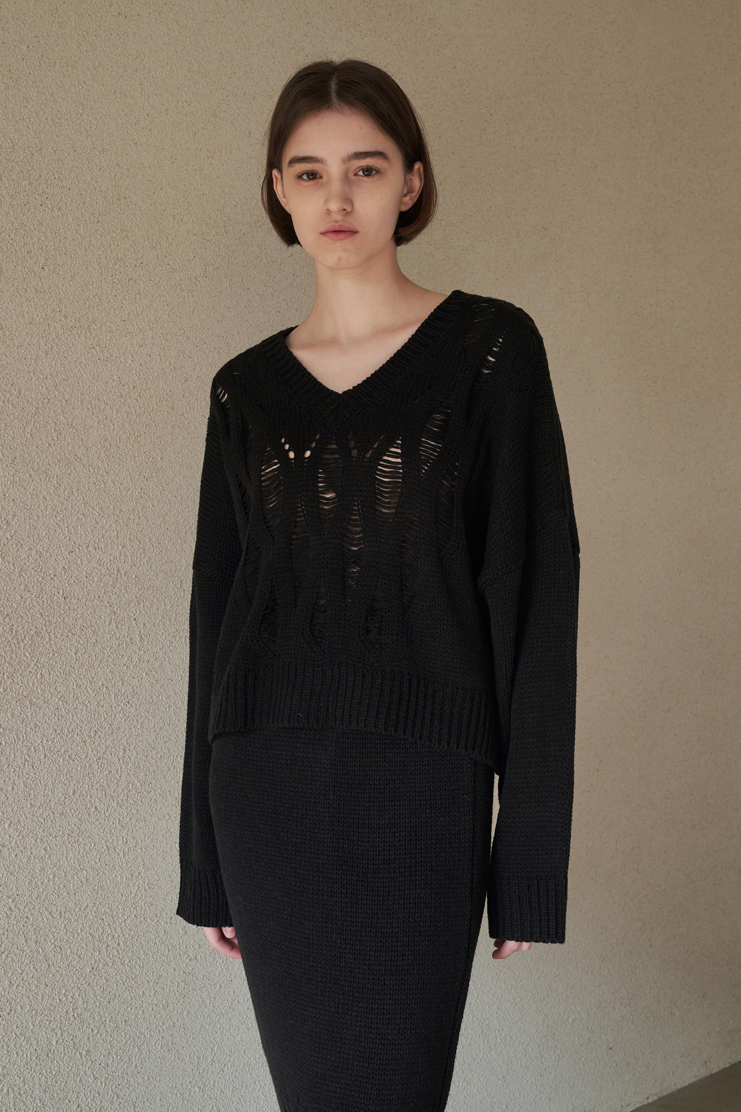 Netting v-neck knit - black
