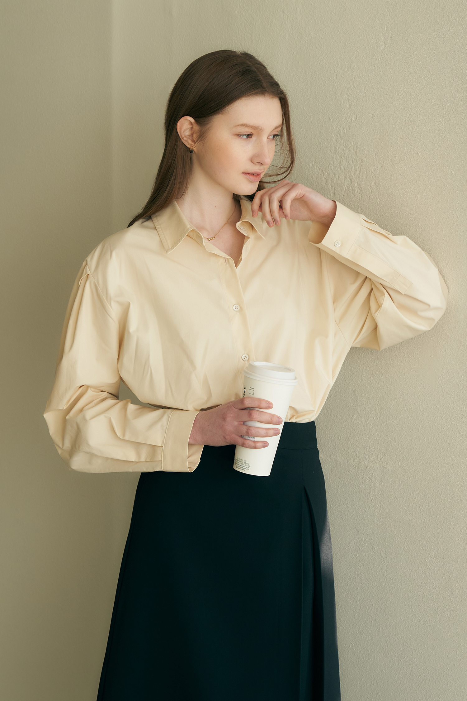 Basic daily loose fit puff  shirts - cream