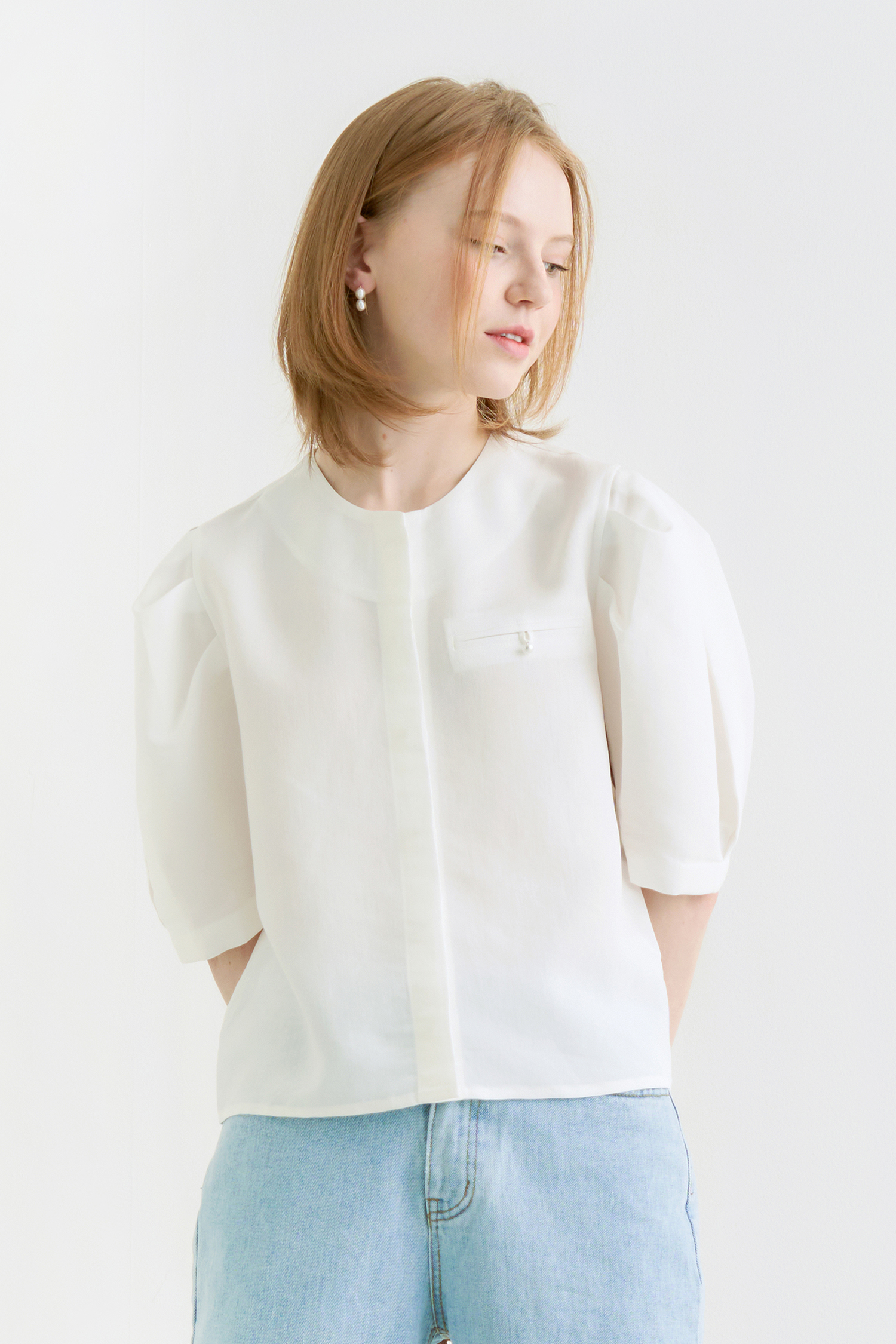 Lip pocket puff sleeve blouse - white